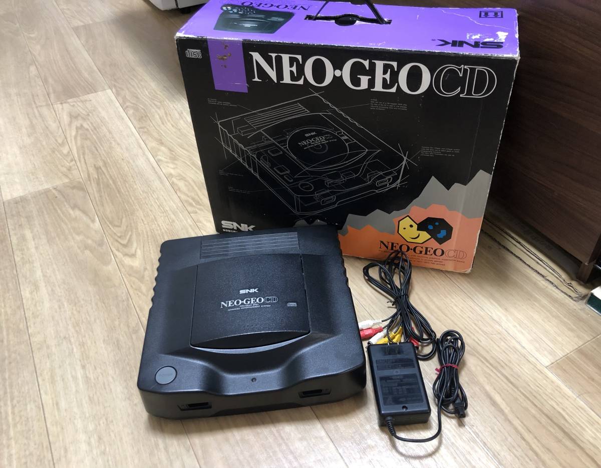 かわいい新作 SNK ネオジオCD 本体 中古 実働品 ネオジオ