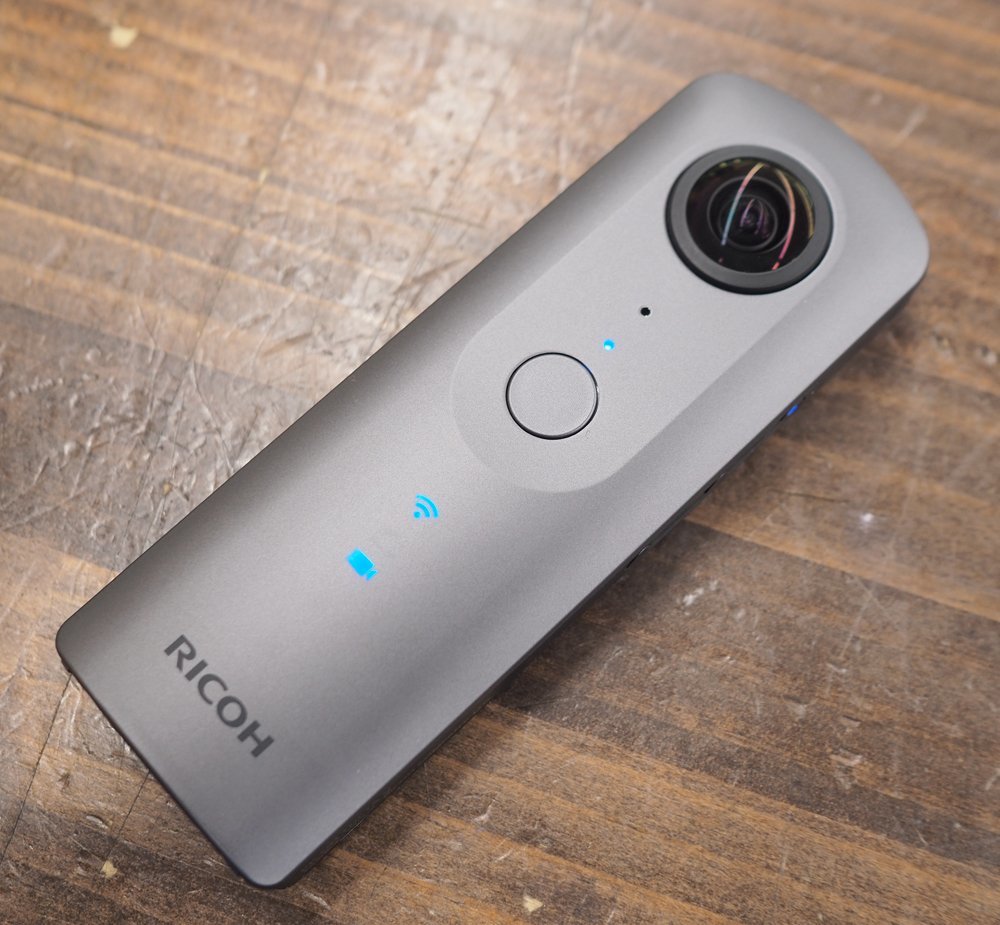 RICOH/リコー THETA V メタリックグレー 360° カメラ 4K対応 静止画・動画・ストリーミング 別売 三脚・レザーケース付きの画像2