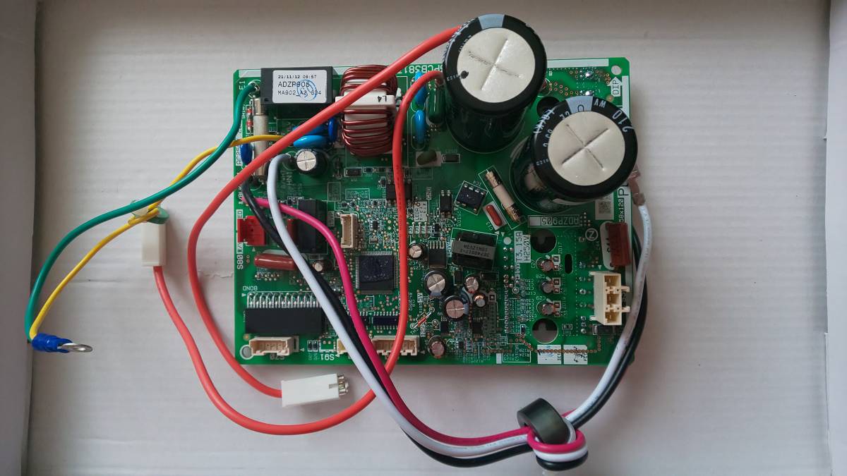 ダイキン エアコン 室外機 基盤 品番 2410470 2357182 プリント ダイキン エアコン 室外機 基盤 品番 2410470 2357182 プリント