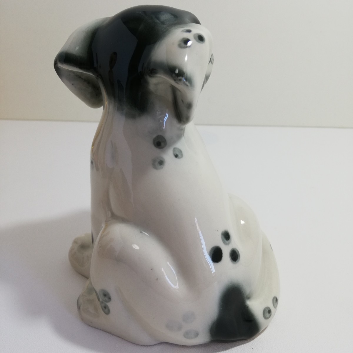 ダルメシアン 子犬 フィギュリン 陶器置物 高さ13.5cm [人形 雑貨 犬 フィギュア]_画像3