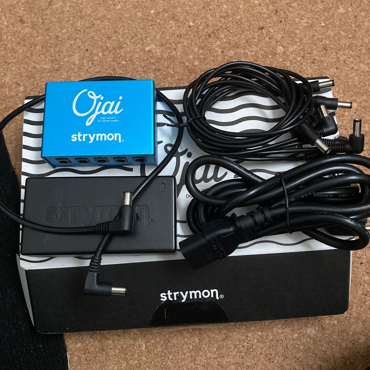 STRYMON / ZUMA R300 パワーサプライ - エフェクター STRYMON / ZUMA R300 パワーサプライ - エフェクター