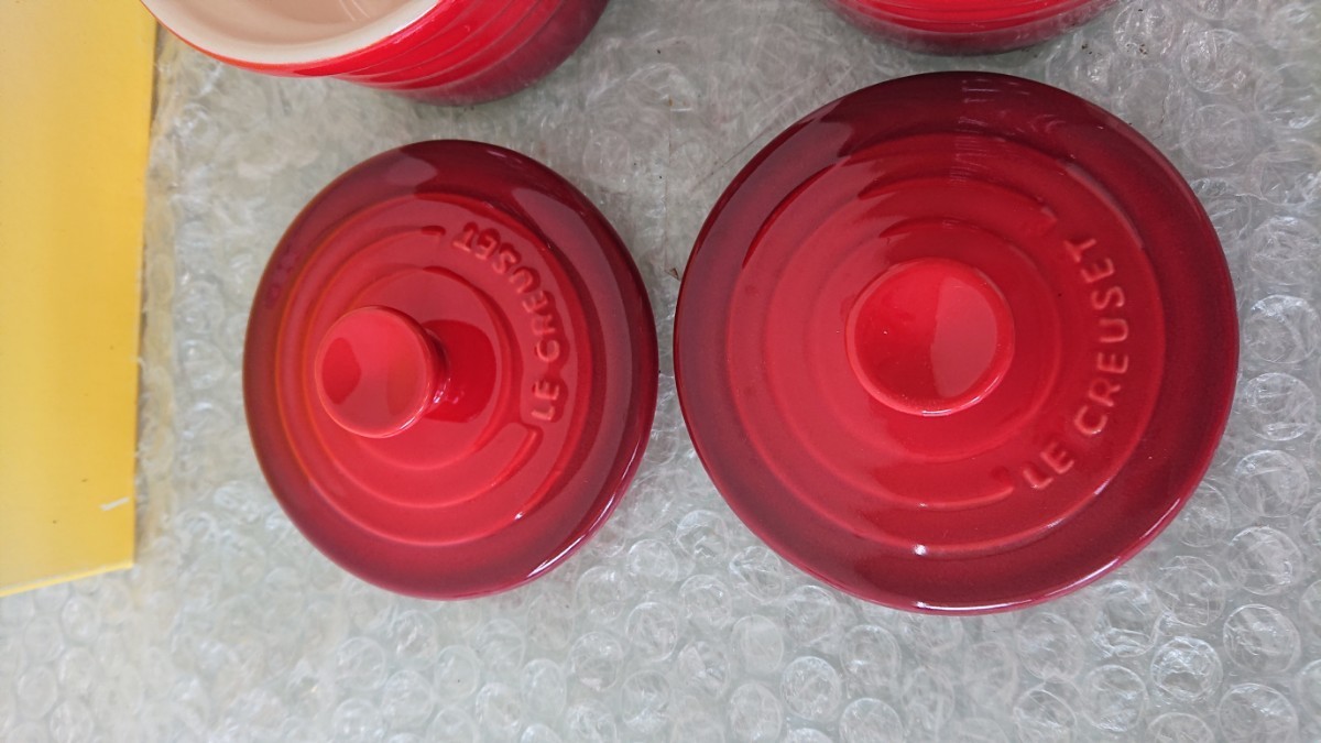 新品 未使用 LE CREUSET ルクルーゼ 陶器 カップ 蓋付き セット 2個 耐熱 テーブルウェアの画像4