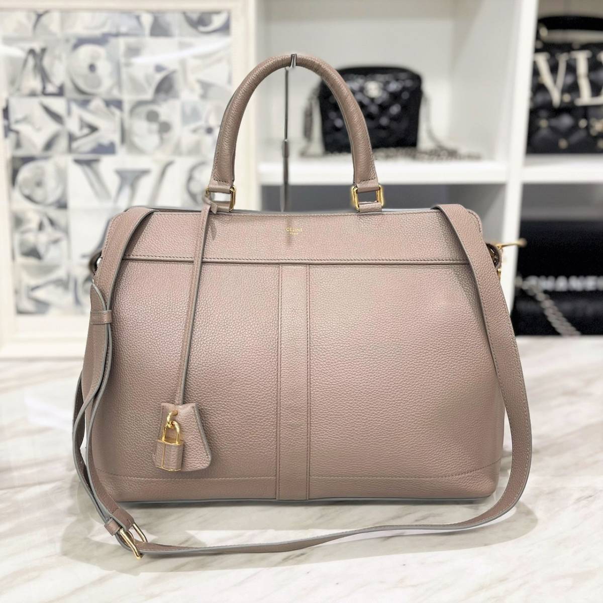 美品 セリーヌ カバ ドゥ フランス ミディアム 2way ぺブル 2021 美品 セリーヌ カバ ドゥ フランス ミディアム 2way ぺブル 2021