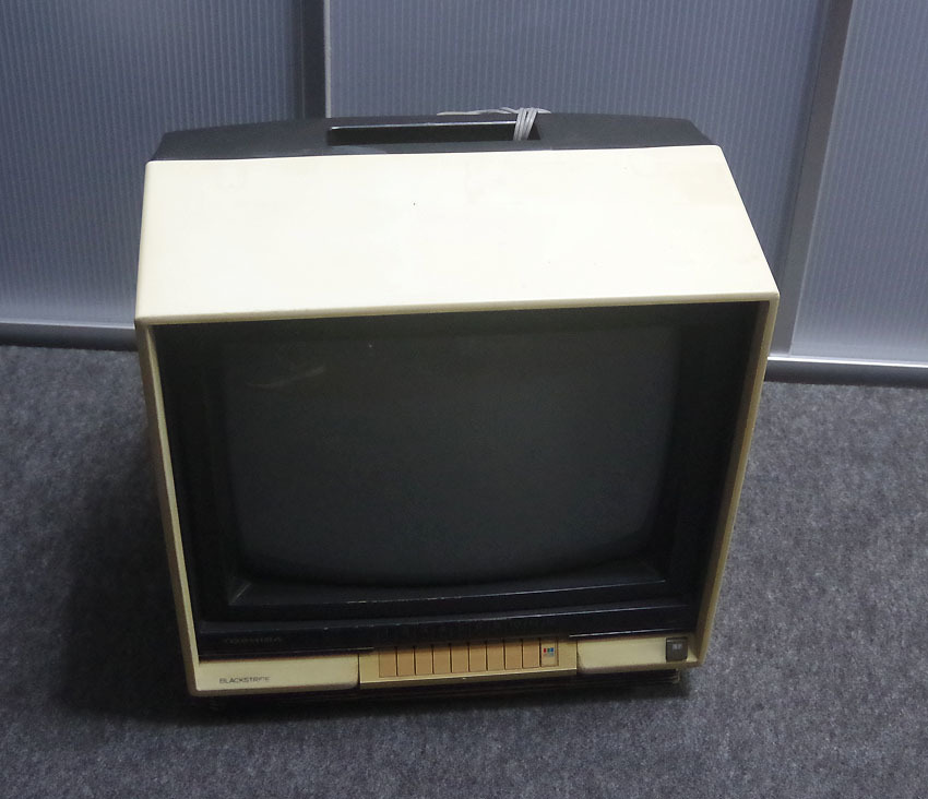 ■東芝 ブラウン管ＴＶ昭和レトロ 1986年カラーテレビ 14Ｗ77_画像1