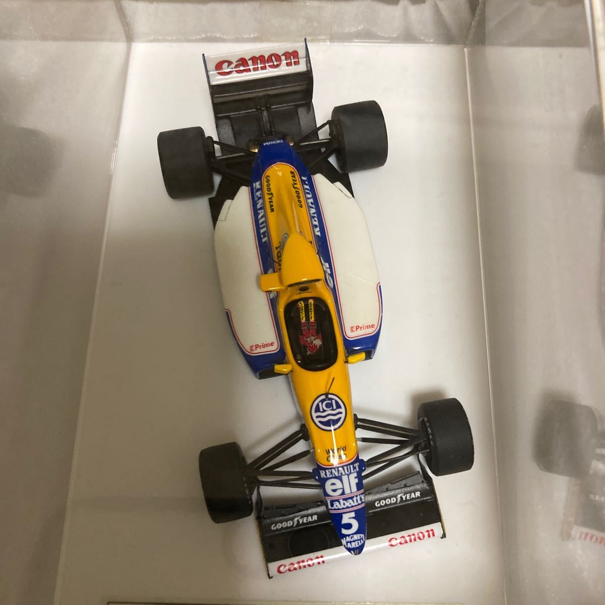 タメオ プロ完成品1/4 3 ウィリアムズ FW 13 Bルノー USA. GP ＃5 T.ブーツェン_画像9