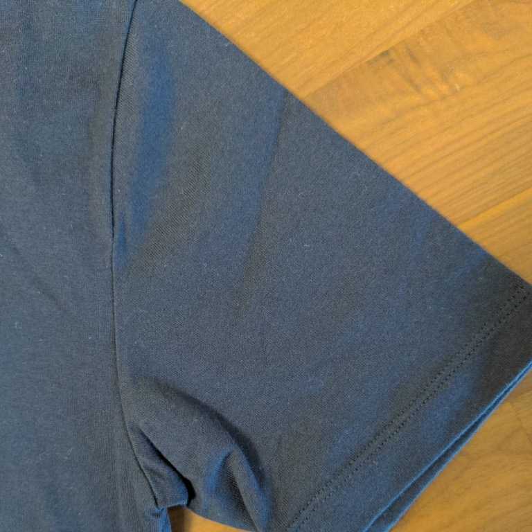 【新品未使用】 BURBERRY BLACKLABEL バーバリーブラックレーベル 半袖シャツ サイズ2(M) 　ブランドロゴタイポグラフィ　ネイビー_半袖です