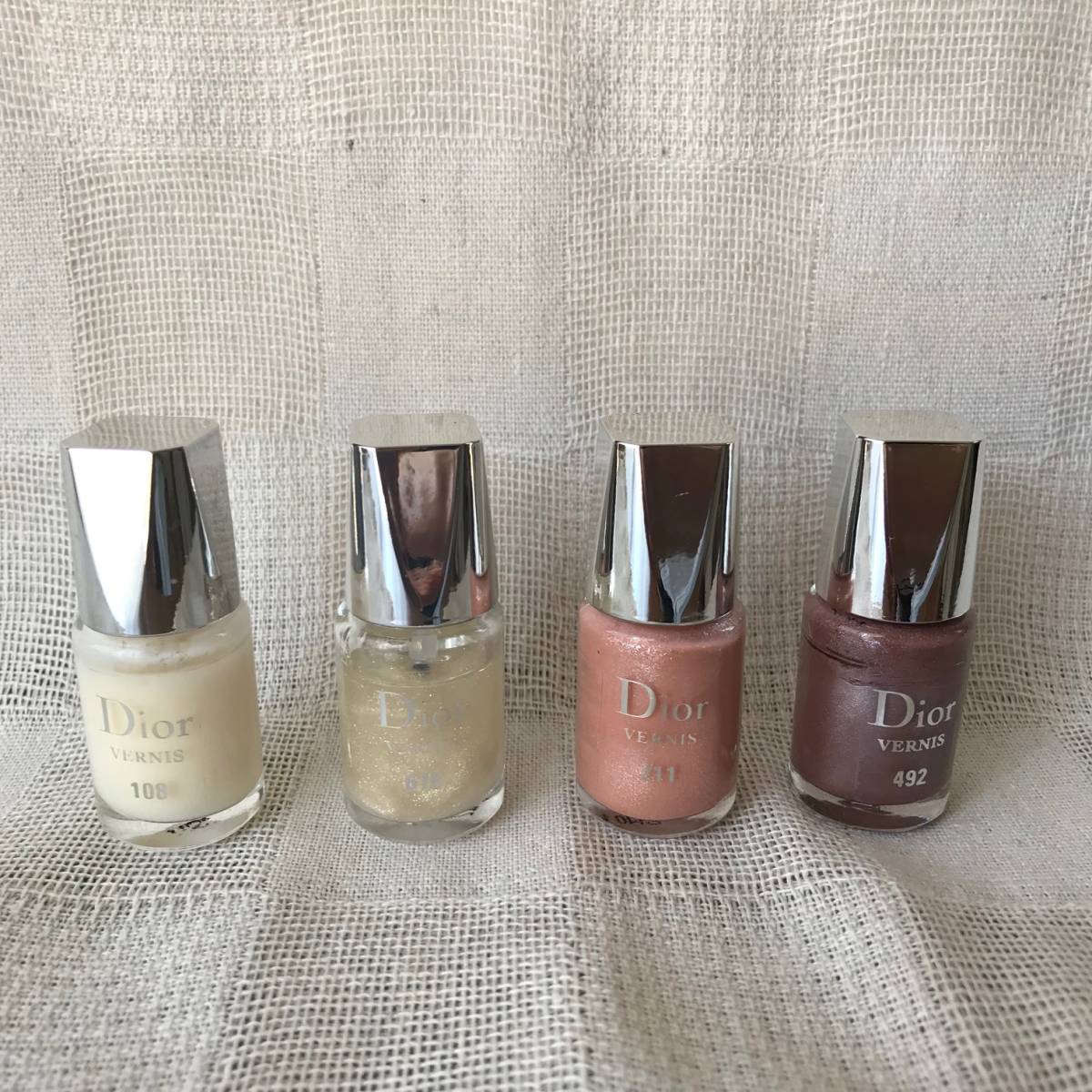 Dior VERNIS Dior veruni108,675,211,492 7.5ml миниатюра размер ногти 4 шт. комплект оттенок бежевого ламе серия 