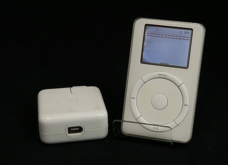 【從現在開始，這將是稀缺的。 】第二代APPLE iPod 10GB A 1019帶充電器【收藏者用品觸摸實際物品】【垃圾】 原文:【これから希少になります。】第2世代　APPLE iPod　10GB A1019 充電器付き【現物に　触れるコレクターズアイテム】【ジャンク】
