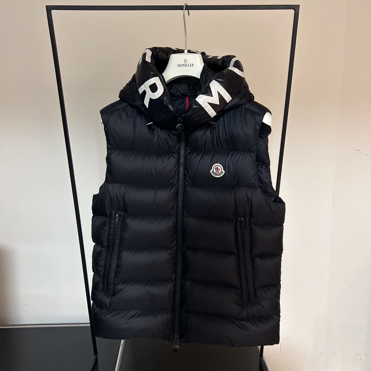 人気商品・通販サイト モンクレール MONCLER MONTREUIL ベスト