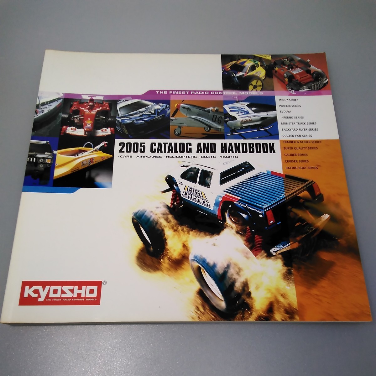  that time thing *KYOSHO*\'05 CATALOG AND HANDBOOK* Kyosho radio-controller catalog 2005 year *THE FINEST RADIO CONTROLLED MODELS* free shipping * rare * immediately shipping 