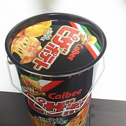Calbee pizza potato bucket can ( not for sale )