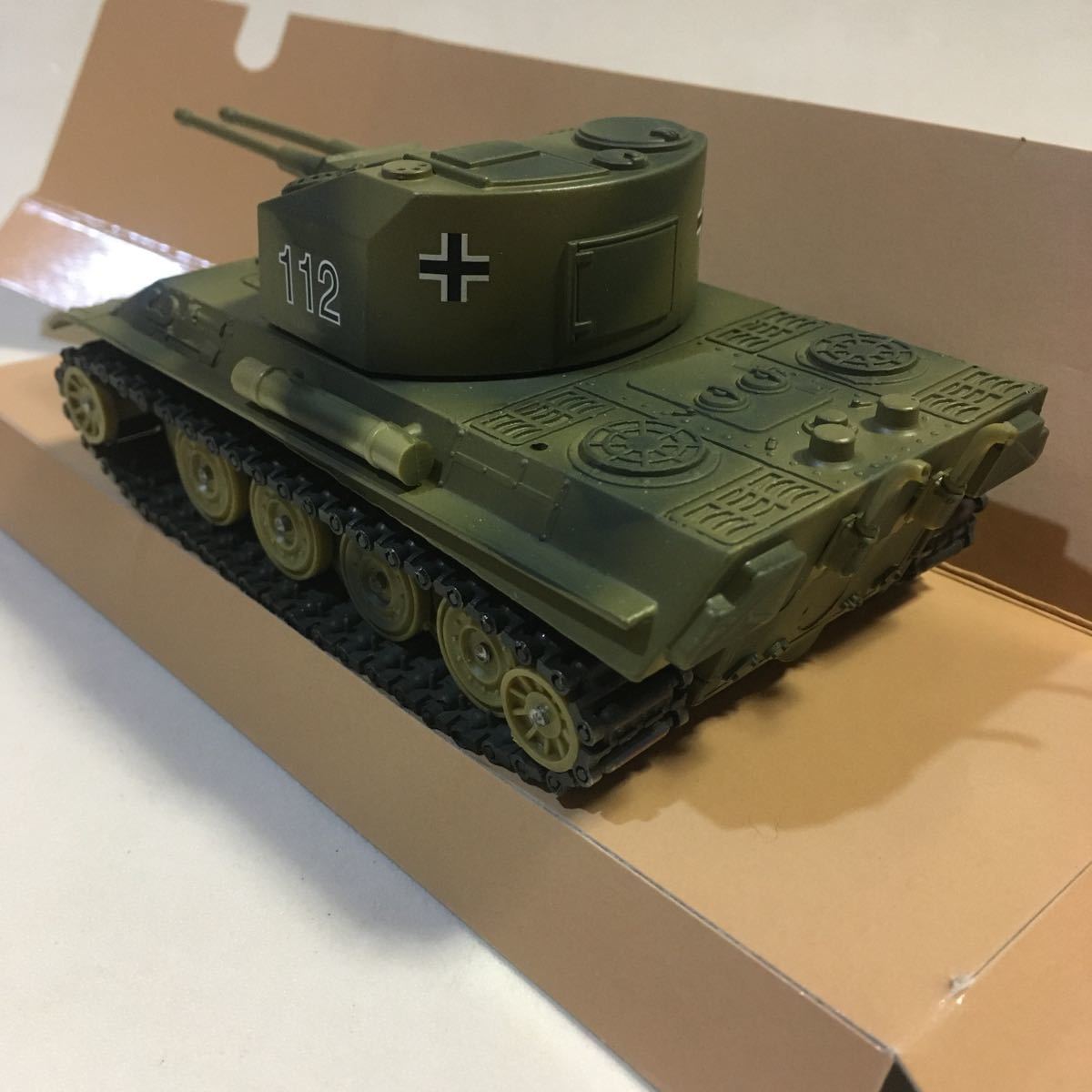 ベレム/ソリド パンサー対空戦車 PANTHER FLAK PANZER 1/50 V9032 (M-351) Verem/SOLID