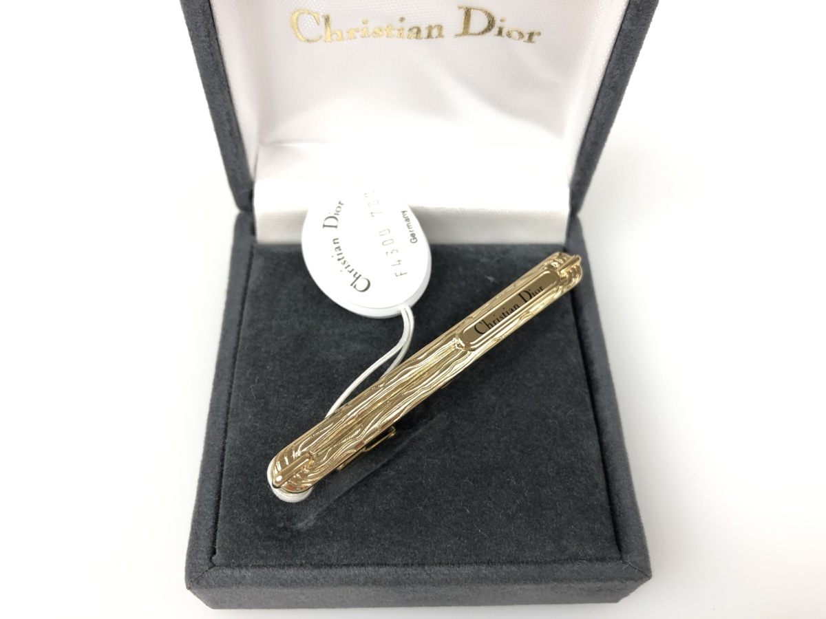 偉大な 美品 クリスチャン・ディオール Christian Dior ネクタイピン ゴールドカラー YMA-334 その他 偉大な 美品 クリスチャン・ディオール Christian Dior ネクタイピン ゴールドカラー YMA-334 その他