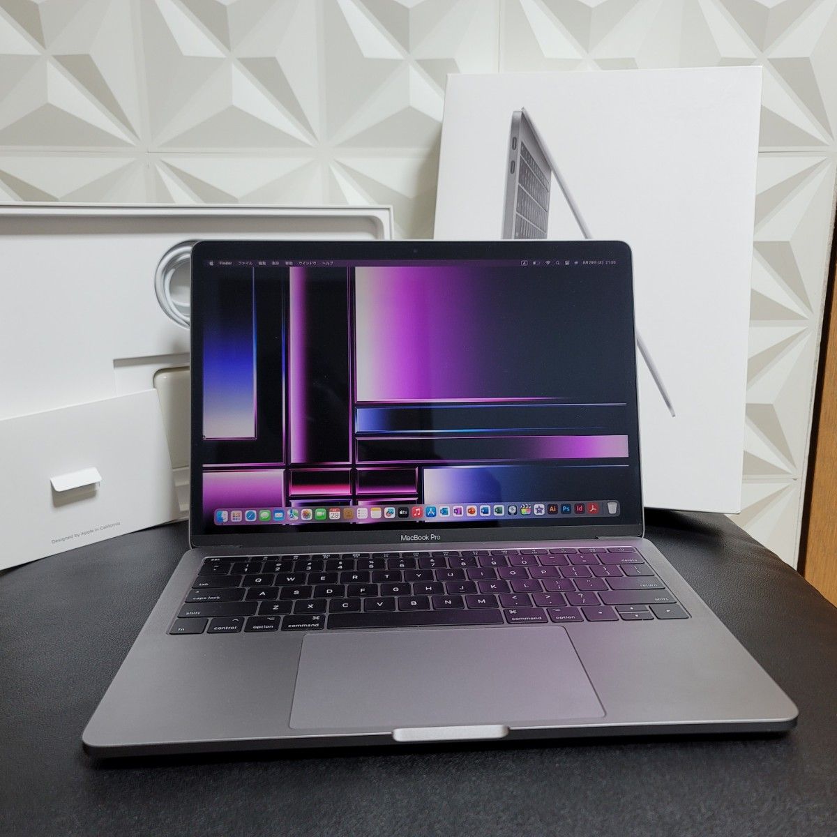 美品 MacBook Pro 13インチ macOS/Windows 11 Adobe/Office
