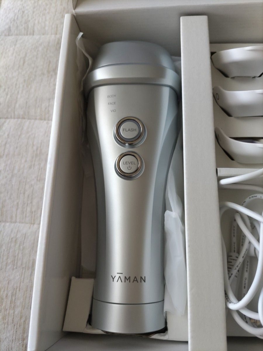 日月限定】ヤーマンYA-MAN 家庭用美容機レイボーテヴィーナスSTA-209-