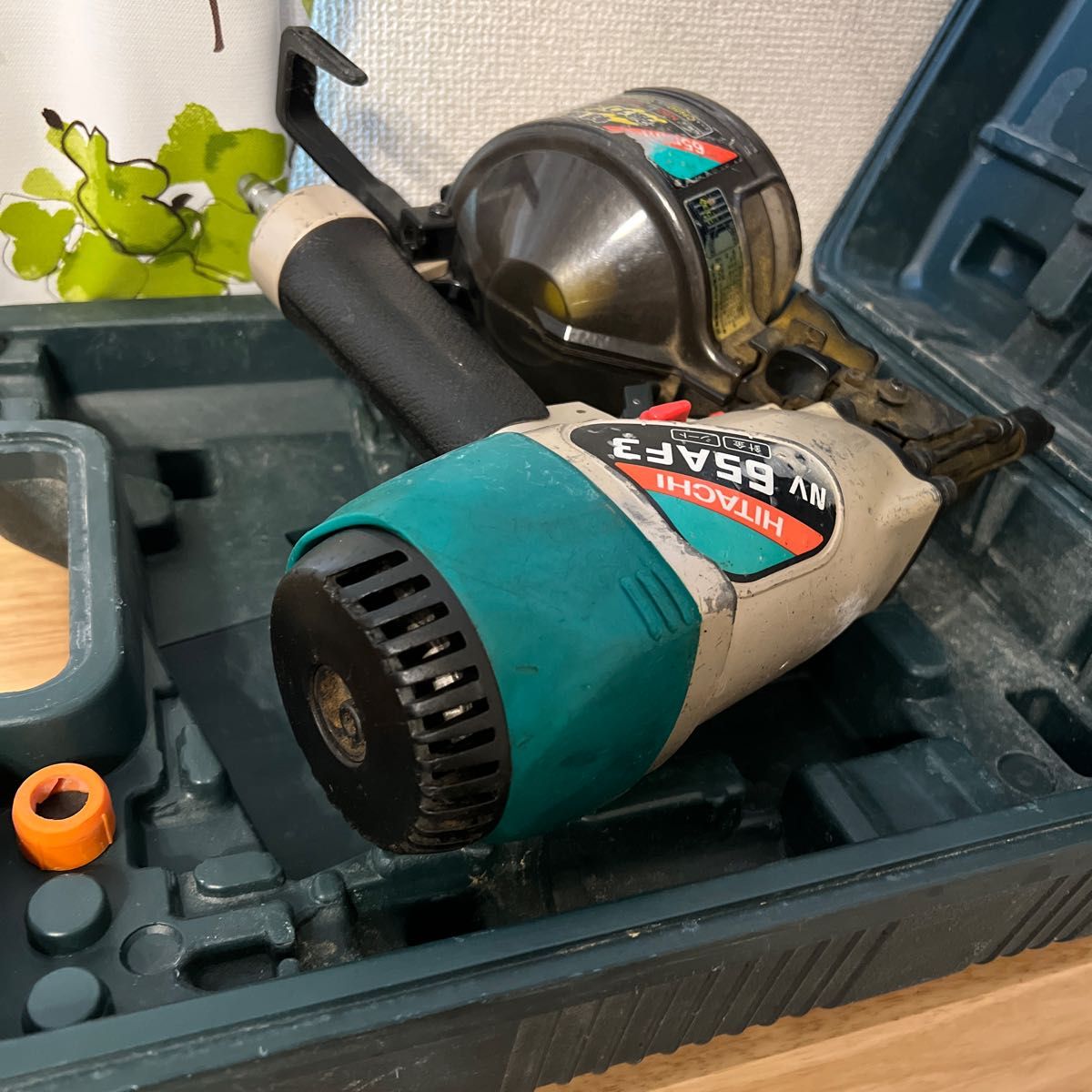 HITACHI 日立工機 常圧 一般圧 65mm 釘打ち機 NV65AF3 エアー HITACHI 日立工機 常圧 一般圧 65mm 釘打ち機 NV65AF3 エアー