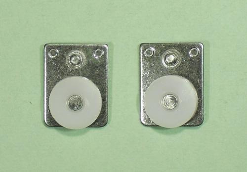 即納①:新日軽【純正品】網戸戸車・A8NLC4【入数2個】×10