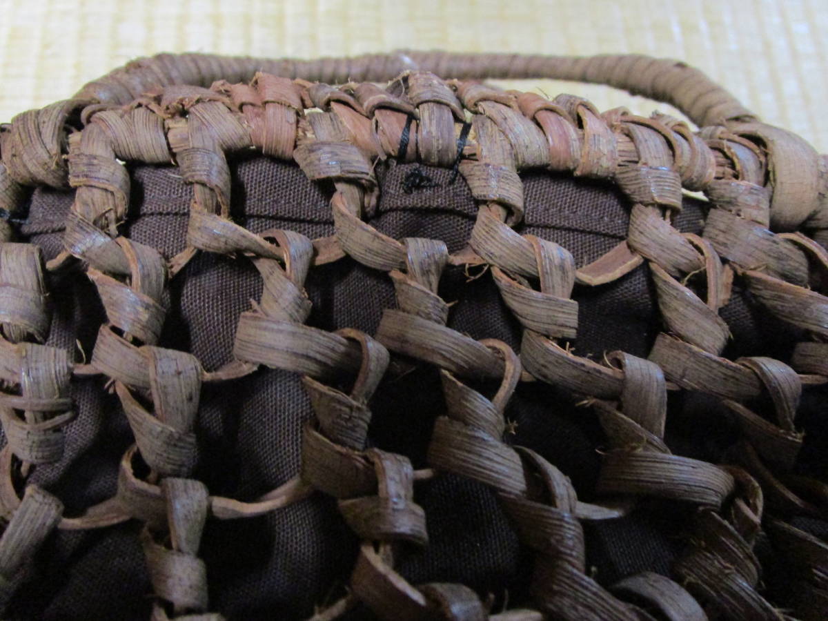 山葡萄 変わり編み かごバッグ 山ぶどう 職人手編み 国産ブドウ皮 やまぶどう ヤマブドウ _高齢のベテラン職人が珍しい編み方で創作
