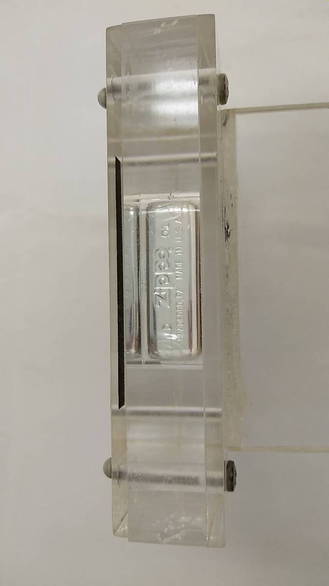 ◆◇中古品　ANDY HUG 没1年追悼記念 アクリルディスプレイ ジッポ ZIPPO オイルライター AA464-206◇◆_画像3