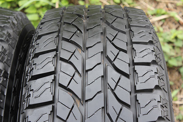 售完YOKOHAMA GEOLANDAR A / T - S Yokohama Georanda 235 / 70R15 235/70 - 15個白色字母×4件 原文:売り切り YOKOHAMA GEOLANDAR A/T-S ヨコハマ ジオランダー 235/70R15 235/70-15　ホワイトレター ×4本セット