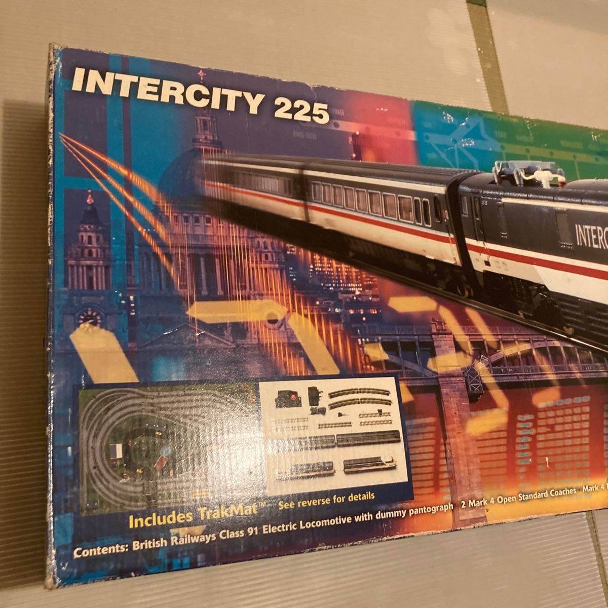 Hornby Intercity 225 海外 鉄道模型