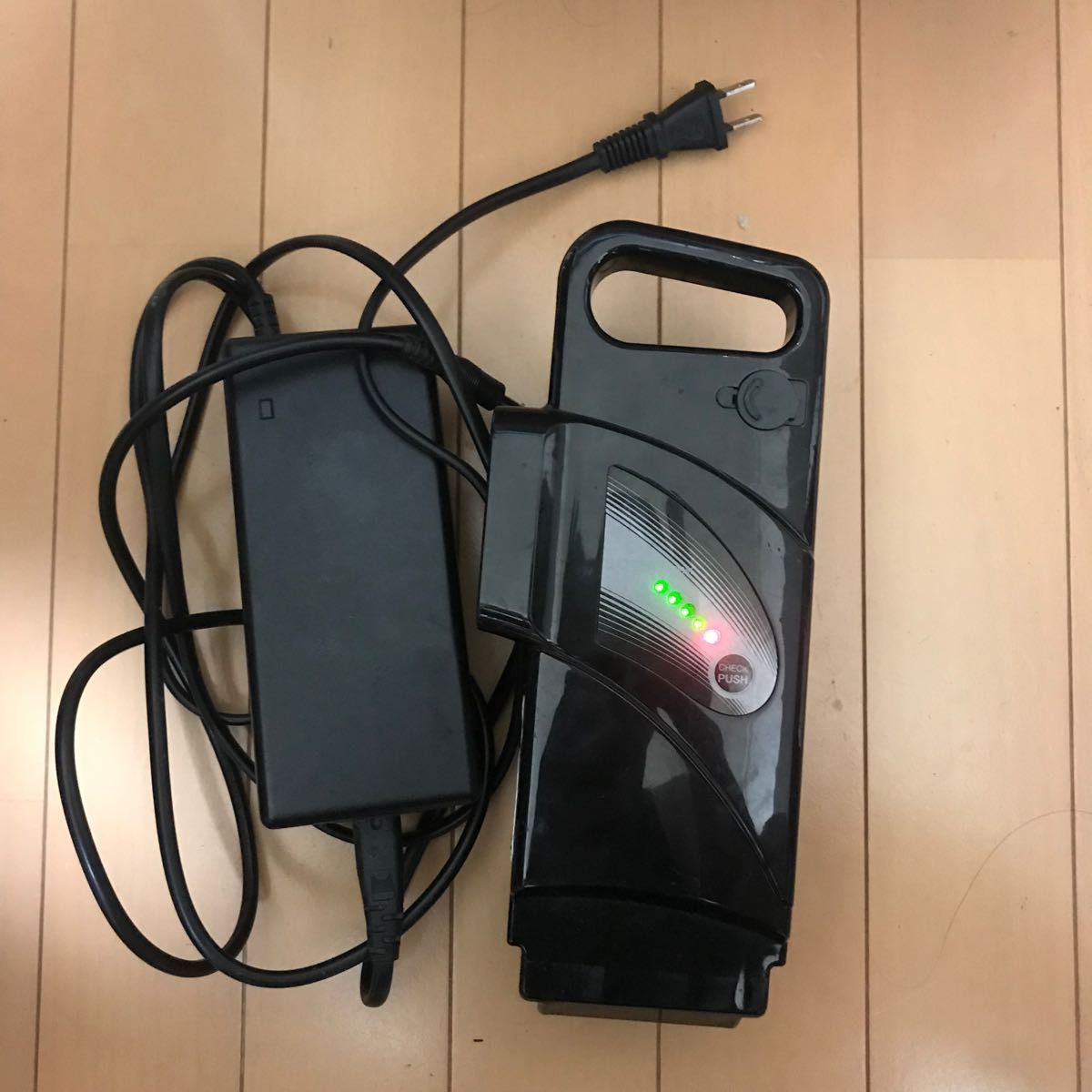 ネオサージュe ポムミー用充電器とバッテリー|Yahoo!フリマ(旧 ネオサージュe ポムミー用充電器とバッテリー|Yahoo!フリマ(旧