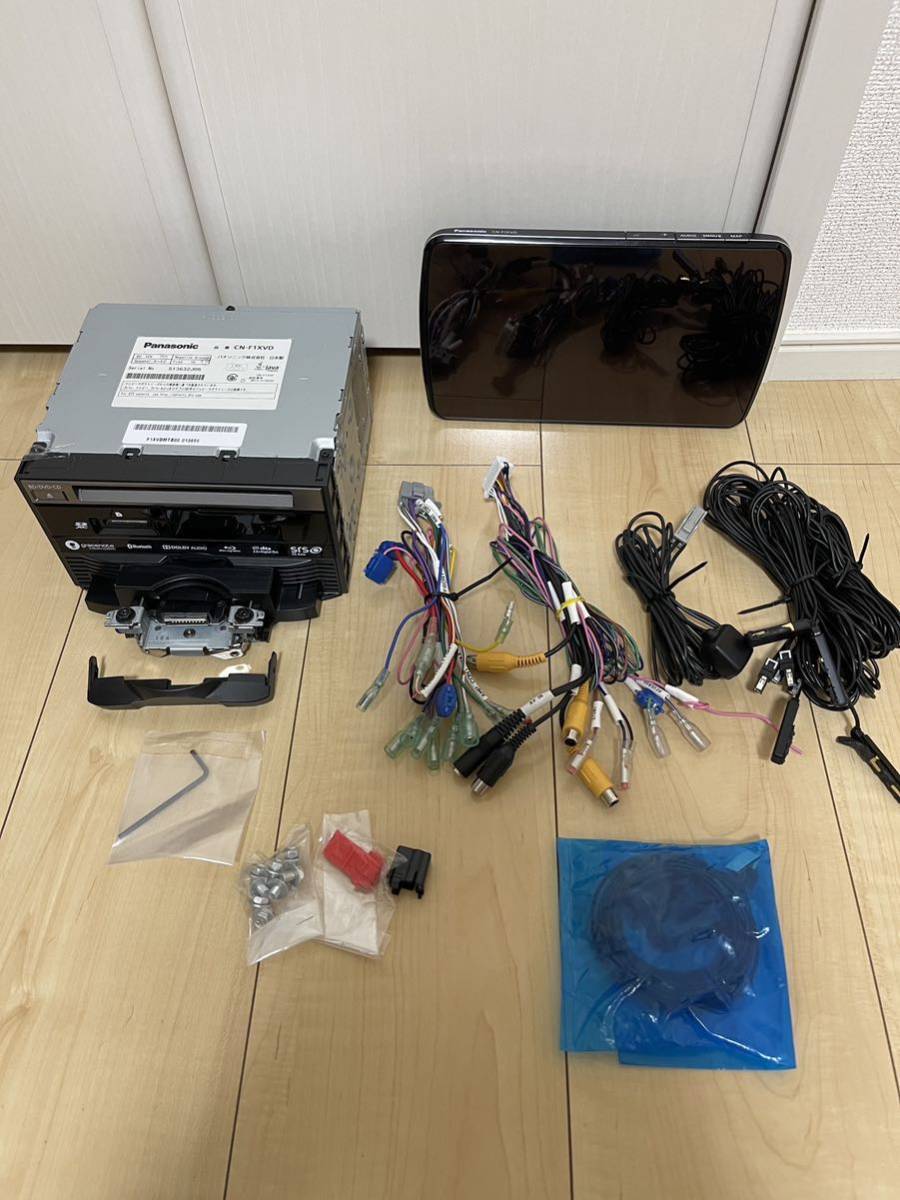 美品】パナソニックストラーダCN-F1XVD 9インチBluetooth Blu-ray