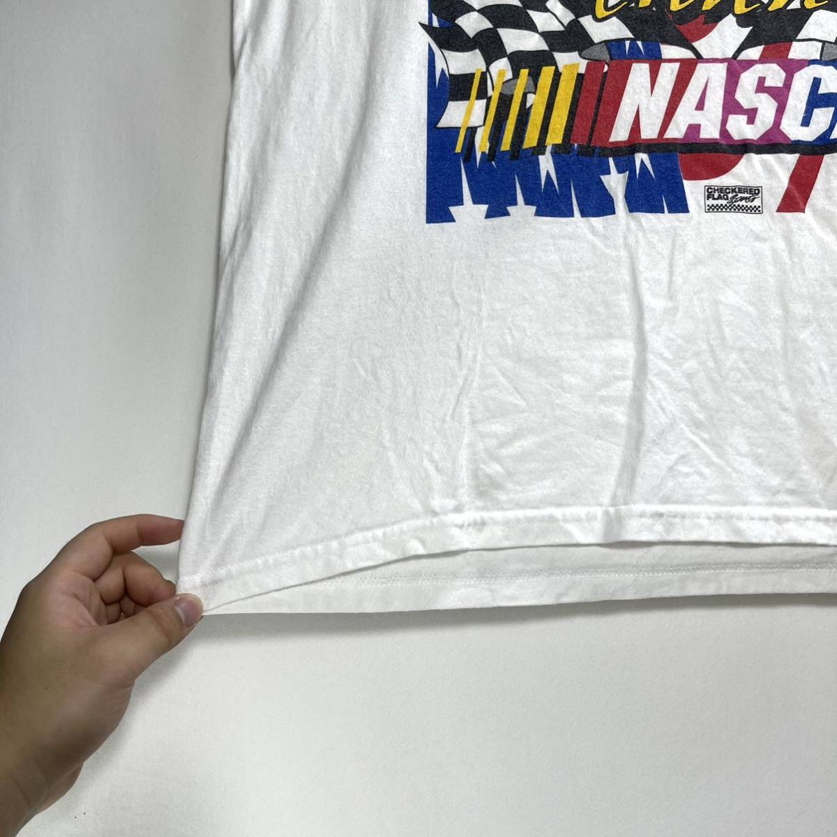 ■ CHECKERED FLAG NASCAR nothing is more AMERICAN than Tシャツ サイズXL 白 古着 Racing レーシング モータスポーツ MOTORSPORTS 車 ■_画像4