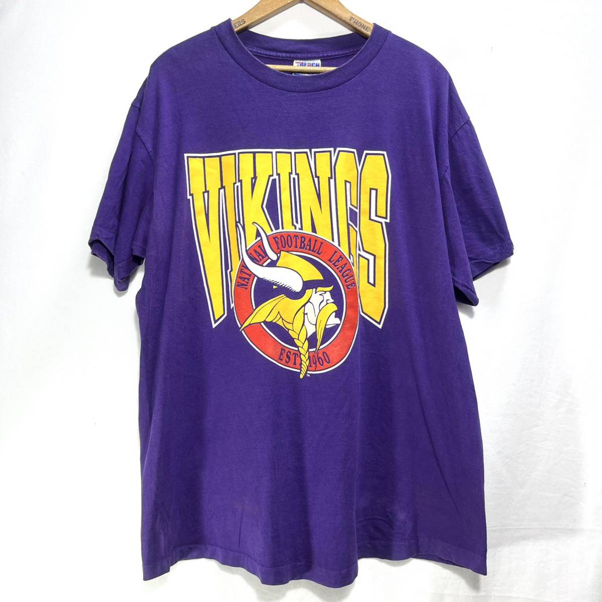 ■ 90s 90年代 ビンテージ USA製 TRENCH NFL ” VIKINGS ”バイキングス ロゴイラスト シングルステッチ Tシャツ サイズXL アメフト 観戦■_画像1