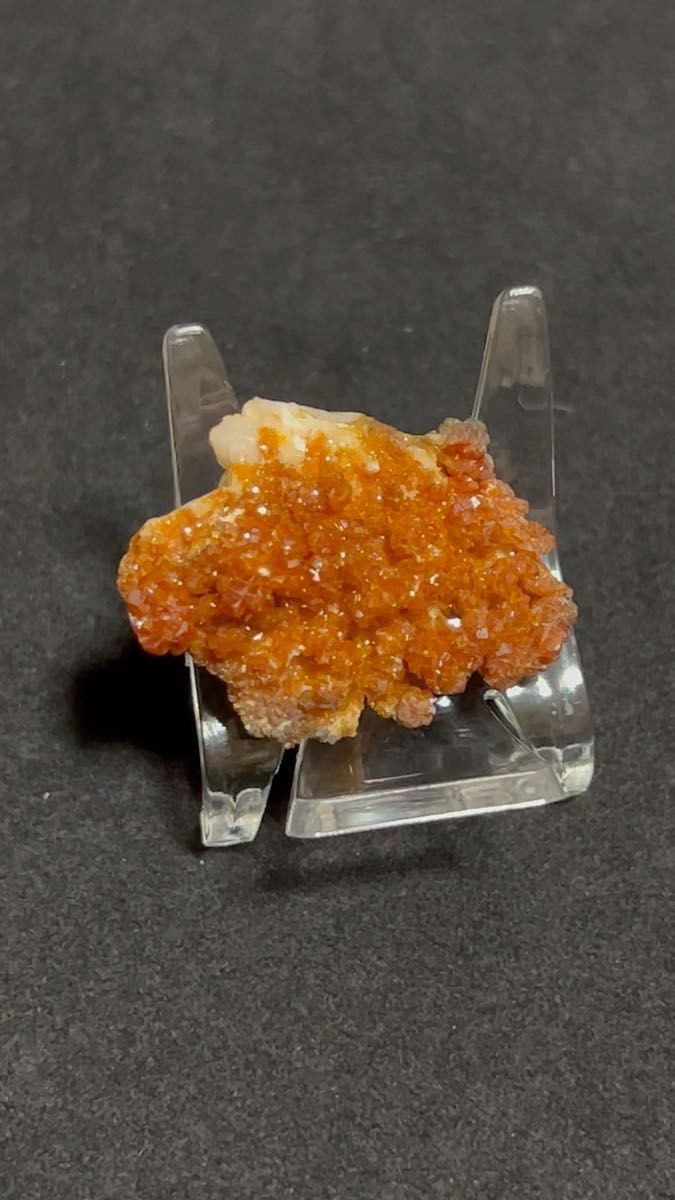 【天然石】【鉱物標本】【specimen】【結晶】バナジナイト原石