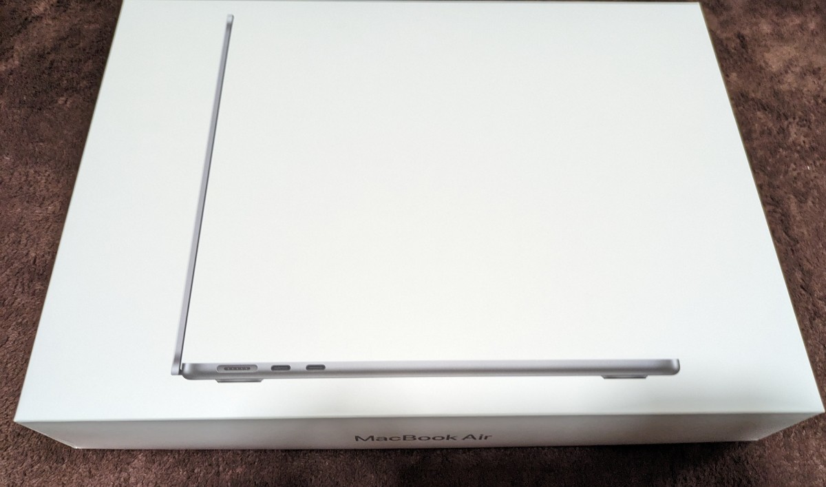 2022最新作】 MacBook Air 13.6インチ M2 512GB 送料無料 美品 MacBook