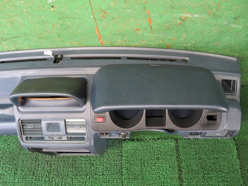 [psi] Mitsubishi V24W Pajero приборная панель ( приборная панель )