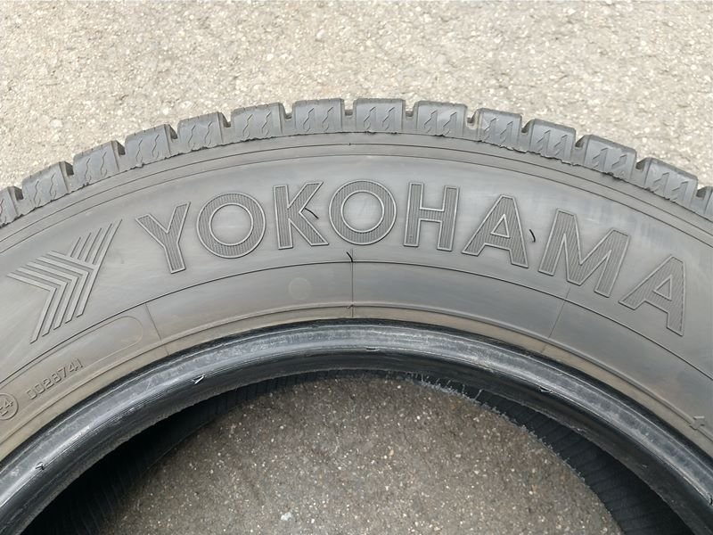 [ полки .. товар ][psi] Yokohama Ice Guard iG91 215/70R17.5 118/116L LT 12PR зимние шины 2 шт. комплект 2015 год 