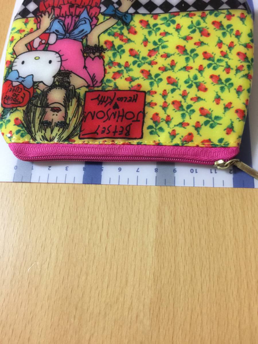  Betsey Johnson × Hello Kitty * pouch * new goods * unused 