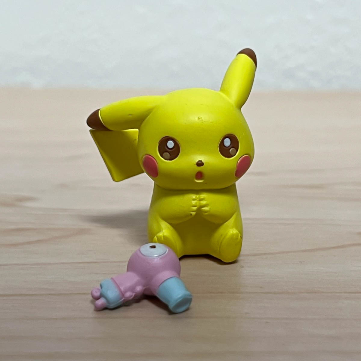 ポケモン ポケットモンスター フィギュアコレクション OTEIRE Please ピカチュウ 4701_画像1