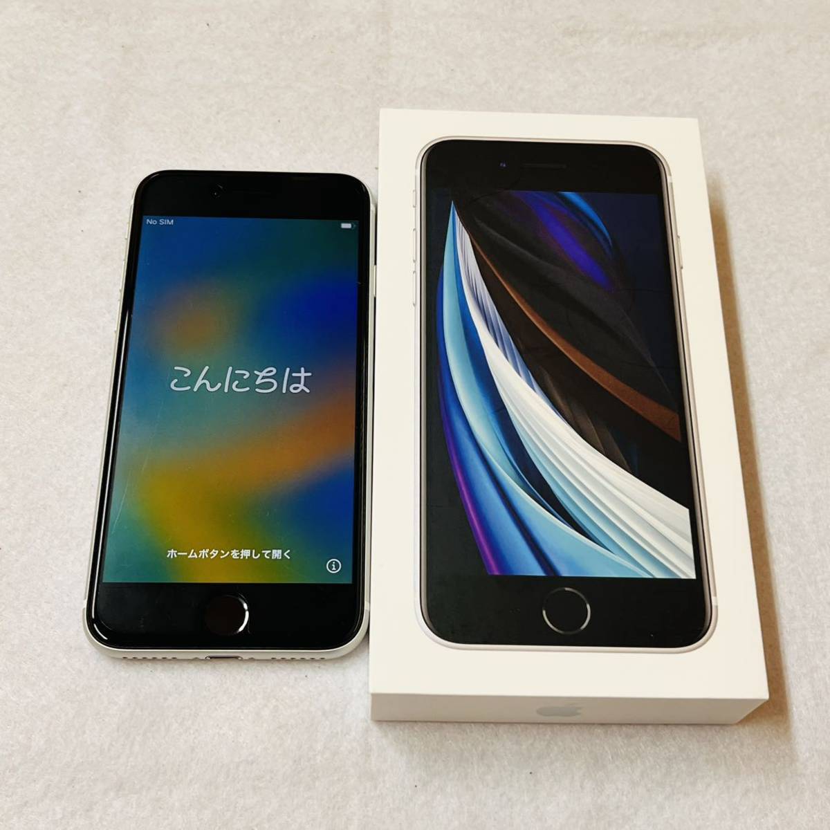 ○iPhoneSE 第2世代64GB ホワイトSIMフリーネットワーク制限