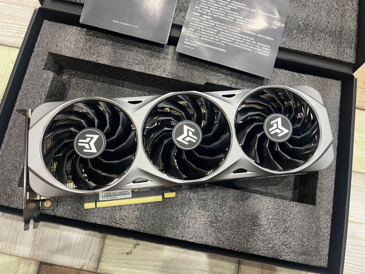 美品 影馳GALAX(中国の玄人志向) 金属大師GeForce RTX 3060 Ti グラフィックボード箱付き動作確認済み