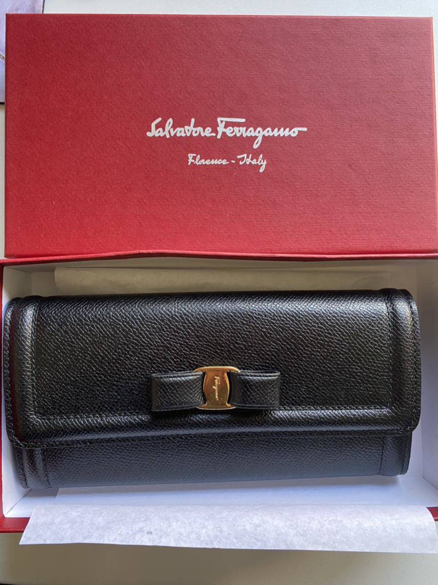 新品】Ferragamo（フェラガモ）財布-