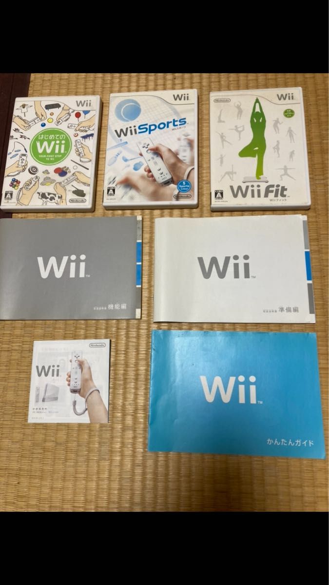 ニンテンドー　Wii本体　Sports FITとソフト3個
