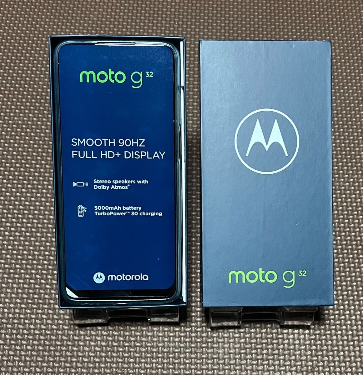 美品 motorola moto g32 サテンシルバー 4GB/128GB デュアルSIM