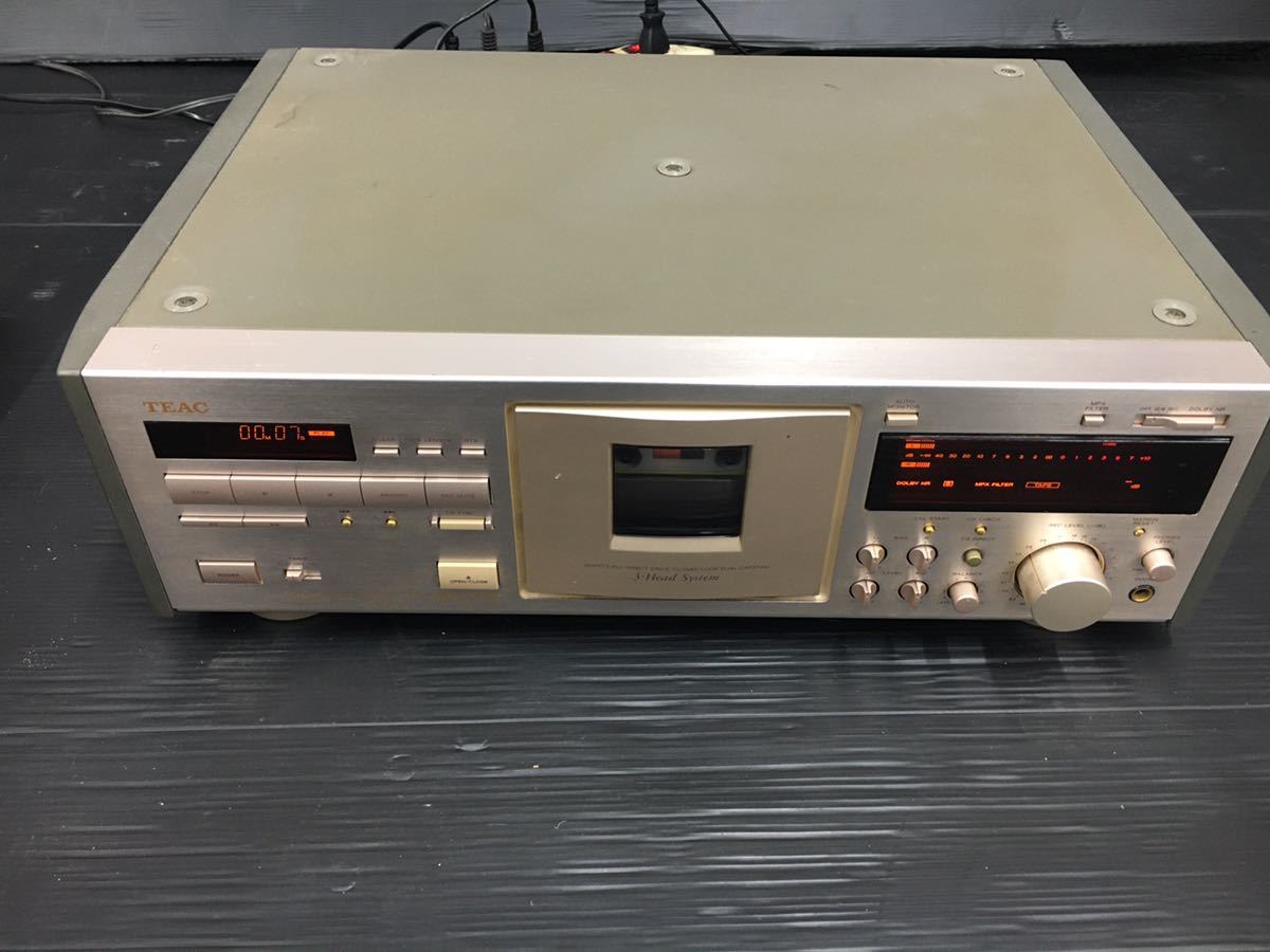 1円スタート！TEAC/ティアック ３ヘッド・カセットデッキ V-7000通電