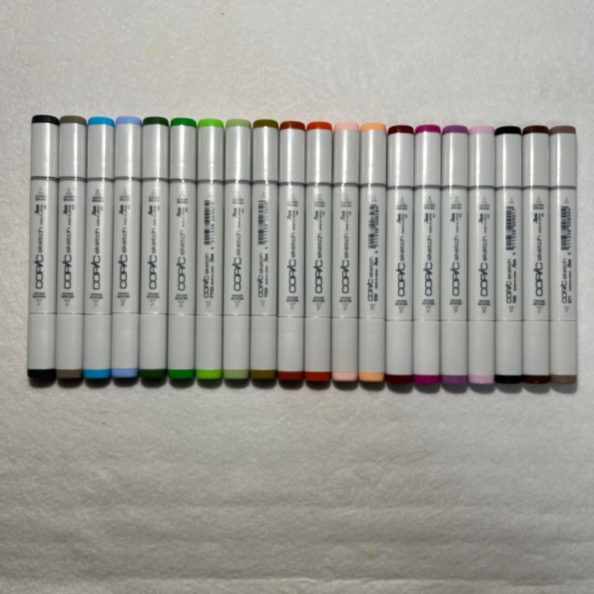 ほぼ未使用(試し書きのみ)コピックスケッチ 20本まとめ売り ほぼ未使用(試し書きのみ)コピックスケッチ 20本まとめ売り