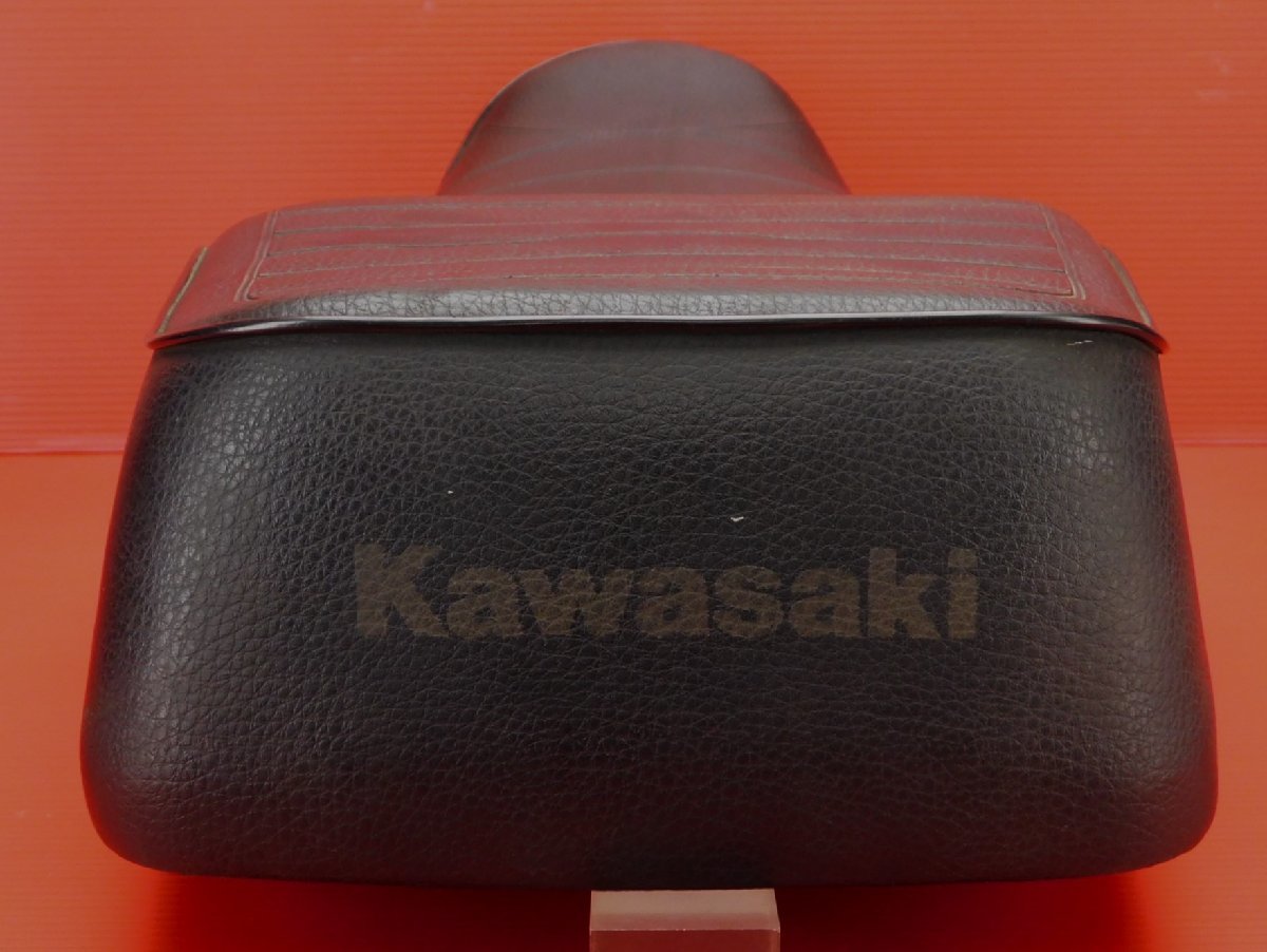 140【評価B】kawasaki GT550 KZ550G KZ550 逆車 当時物 実動 純正 メイン タックロール シート 張替 ベース 用に Z550GP Z400GP Z750GP_画像6