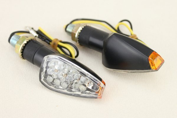 送料220円 クリアミニLEDウインカー TW200 XJR400 TW225 XJR1200 SR400 RZ250R XJR1300 ドラッグスター400 FZ400 FZ1_画像4