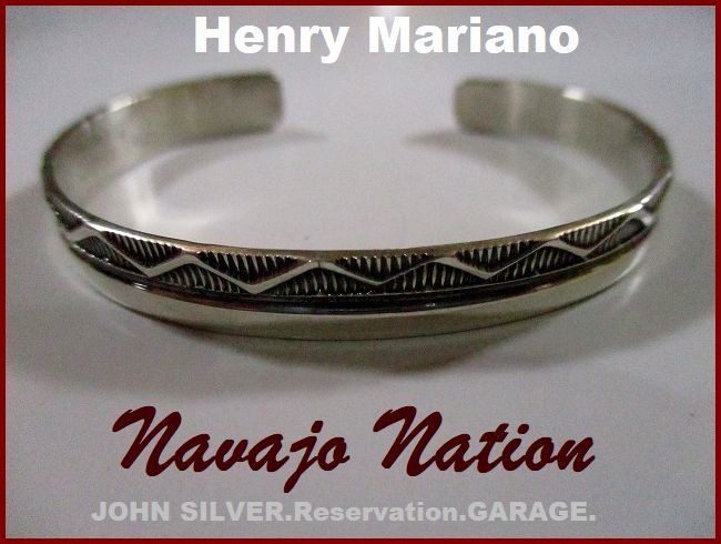 【NAVAJO】henry/mariano/ナバホ族/シルバー/スタンプ/ワーク/バングル/銀製品/A/タイプ_画像2