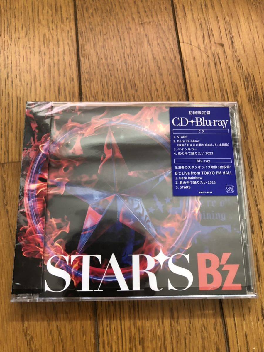 B’z STARS 初回限定盤（Blu-ray Disc付）ビーズ、稲葉浩志、松本孝弘、いなばこうし、まつもとたかひろ_画像1