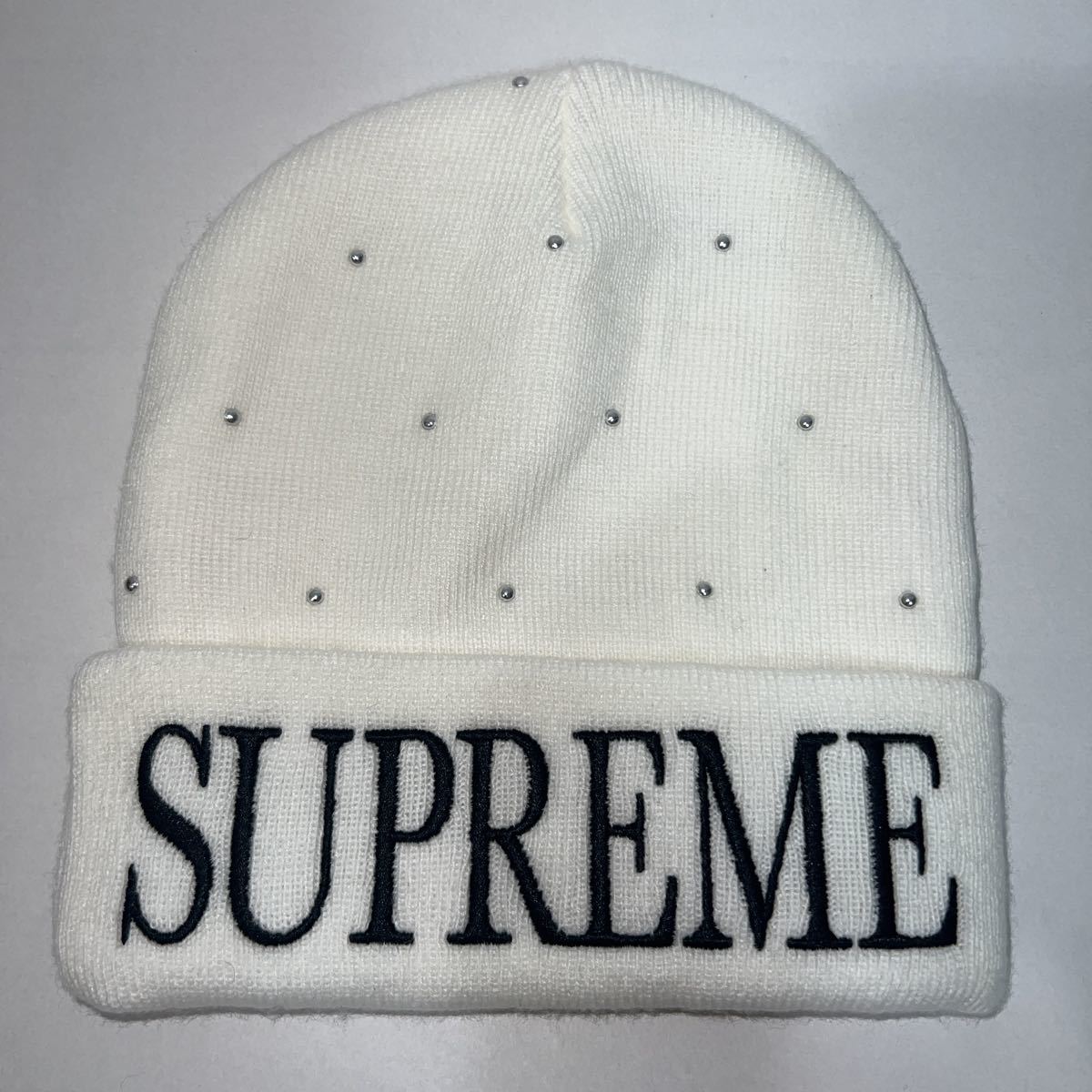 【新品】SUPREME シュプリーム【Studded Beanie】2018年秋冬 18AW スタッズ ビーニー ニット キャップホワイト