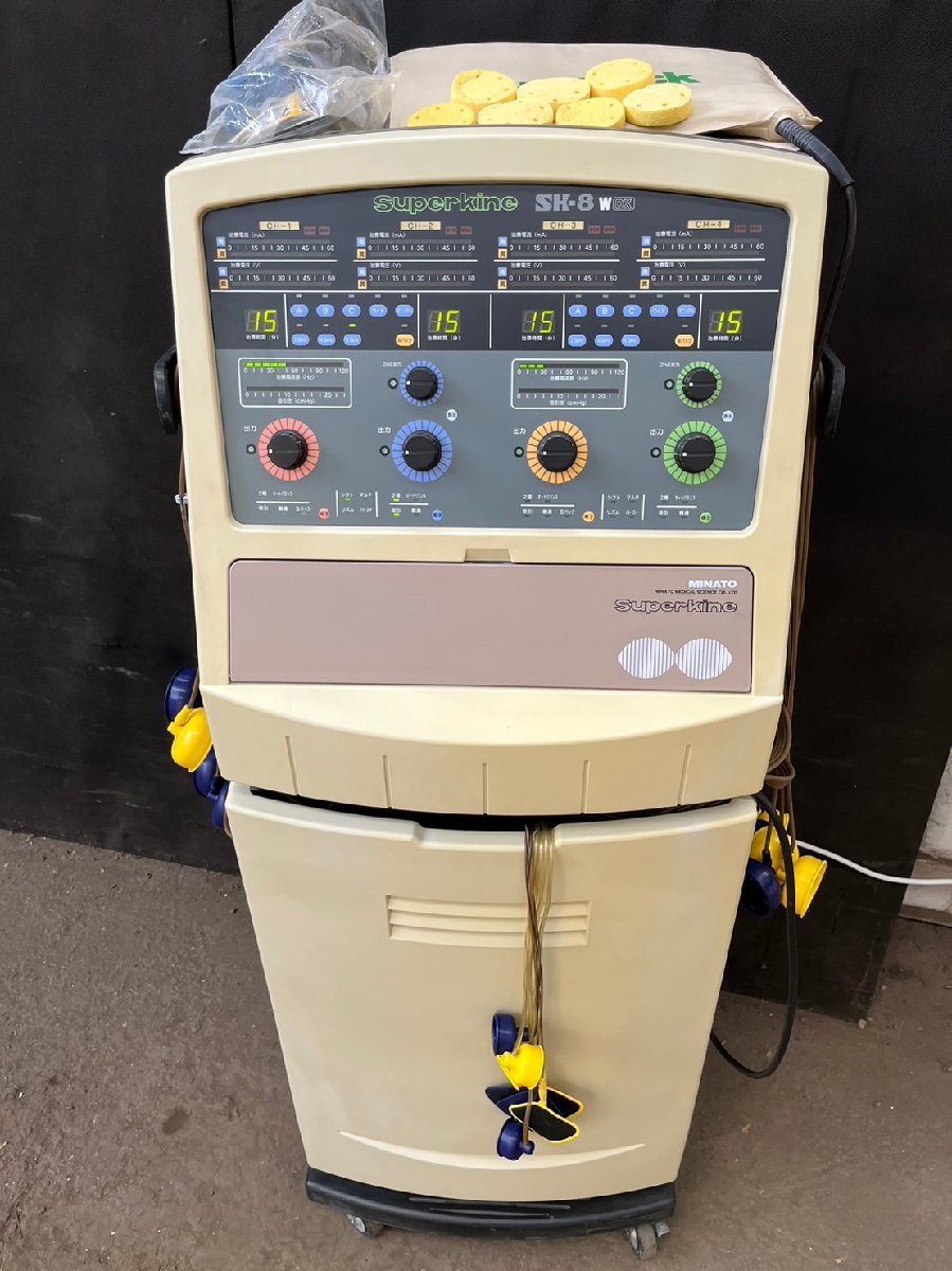 ミナト医科学 スーパーカイネ SK-8WDX 干渉電流型 低周波治療器 ミナト医科学 スーパーカイネ SK-8WDX 干渉電流型 低周波治療器