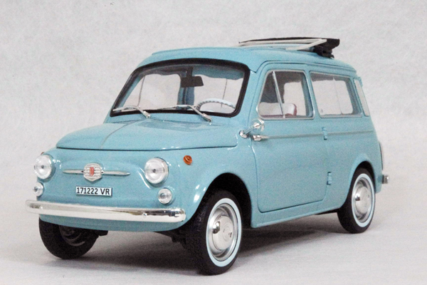 限定販売】 〓 フィアット 1/18 ○ 500 FIAT 〓 ブルー チェネレ 1964