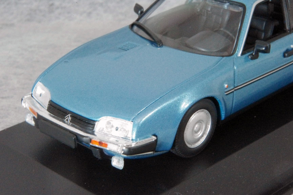 * 1/43 Citroen = CX Break / 1980 blue metallic = Citroen